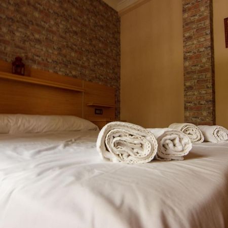 Rentalsevilla Centrico Apartamento Junto Al Guadalquivir Con Parking Coche Mediano Zewnętrze zdjęcie